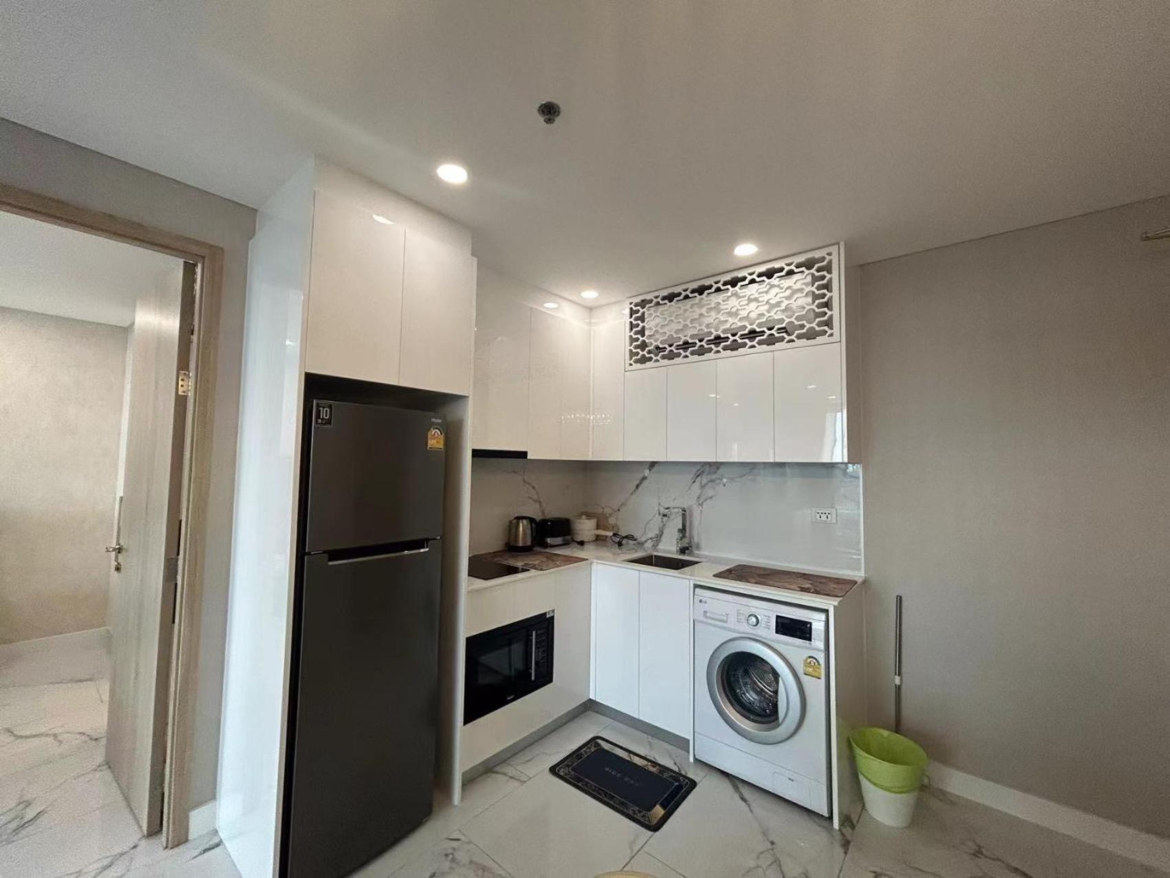 Copacabana Beach Jomtien 科帕卡巴纳海乔木提安海滩毗邻乔木提安夜市 Exteriör bild