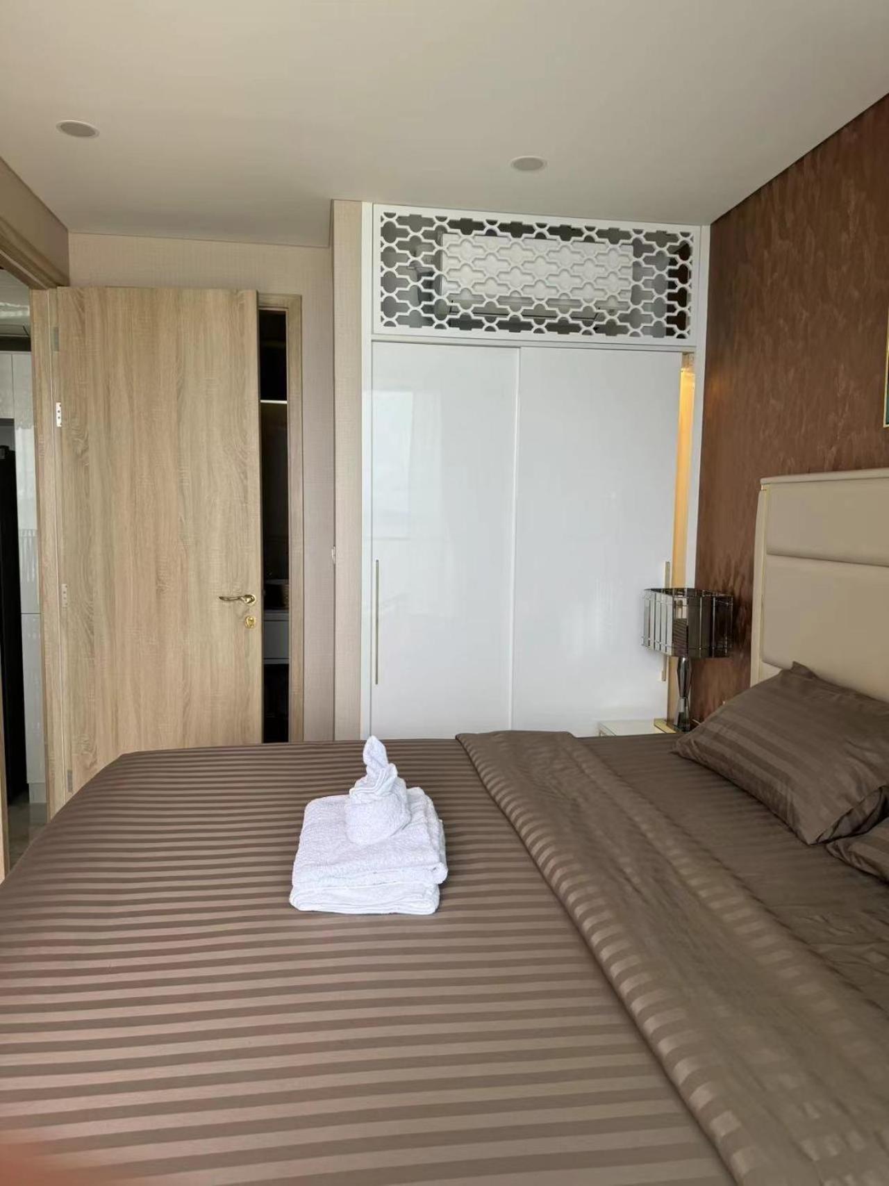 Copacabana Beach Jomtien 科帕卡巴纳海乔木提安海滩毗邻乔木提安夜市 Exteriör bild